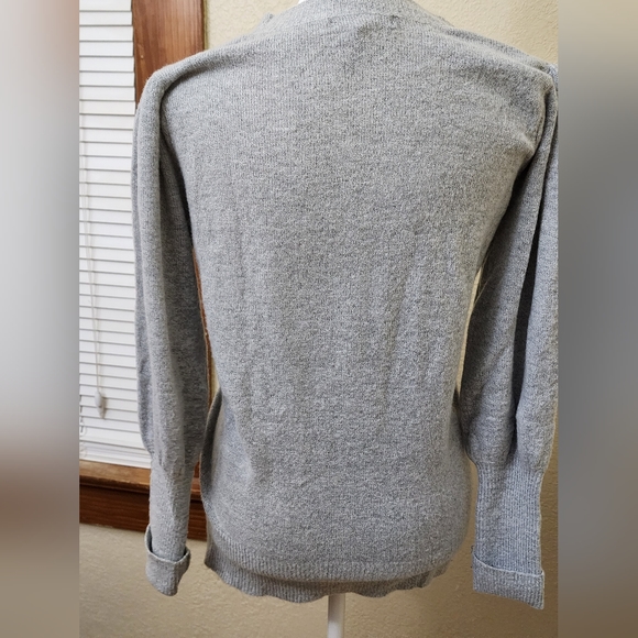LIKE NEW! MISS ME! from Buckle Twisted Knit Sweater! Solid Grey Size XS - Picture 8 of 13